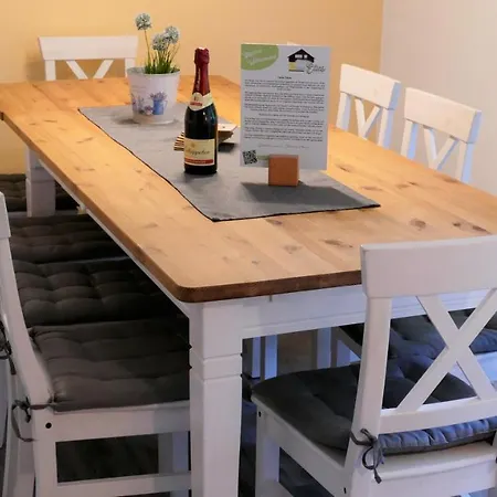 Helles Im Landhausstil Fuer Bis Zu 10 Personen Prázdninový dům