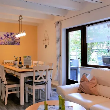 Helles Im Landhausstil Fuer Bis Zu 10 Personen Prázdninový dům Frielendorf