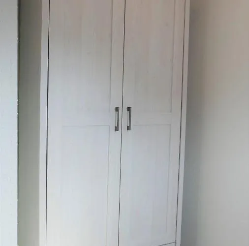 Helles Im Landhausstil Fuer Bis Zu 10 Personen Nyaraló *