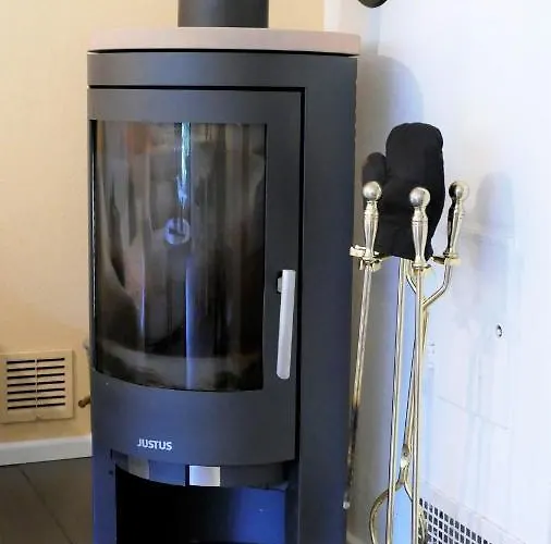 Helles Im Landhausstil Fuer Bis Zu 10 Personen Nyaraló *